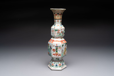 A Chinese wucai jar and cover, a famille verte vase, a dish and three plates, Kangxi