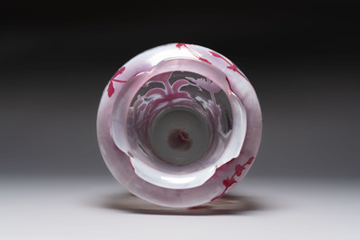 &Eacute;mile Gall&eacute; (1846-1904): A large cameo glass vase with floral design, signed, ca. 1900