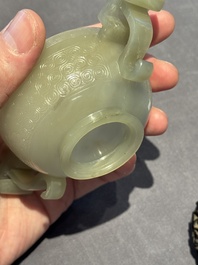 A Chinese white jade bowl with ruyi-shaped handles, wooden cover and stand, 18/19th C.