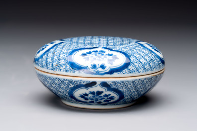A Chinese blue and white box and cover with floral design, artemisia leaf mark, Kangxi