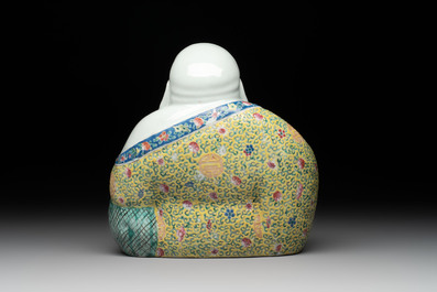 A Chinese famille rose 'boys and roosters' vase and a Milefo Buddha, Guangxu and Zhu Mao Ji 朱茂記造 mark, 19/20th C.