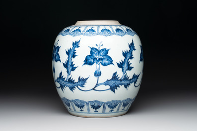 A Chinese blue and white vase, a jar and a covered box, Kangxi