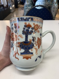 A collection of five Chinese Imari-style wares and one Canton famille rose cup, Kangxi/Qianlong