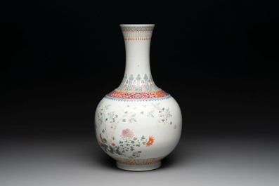 A Chinese famille rose 'boys and roosters' vase and a Milefo Buddha, Guangxu and Zhu Mao Ji 朱茂記造 mark, 19/20th C.