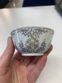 A collection of 24 Chinese blue, white and polychrome wares, 18th C.