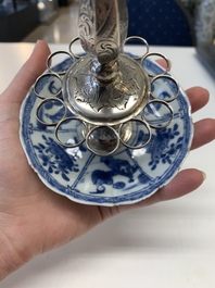 A collection of 24 Chinese blue, white and polychrome wares, 18th C.