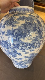 A large blue and white Delftware chinoiserie vase, Delft or Frankfurt, 17th C.
