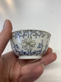 A collection of 24 Chinese blue, white and polychrome wares, 18th C.