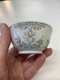 A collection of 24 Chinese blue, white and polychrome wares, 18th C.