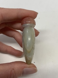 A collection of 13 Chinese snuff bottles, 19/20th C.
