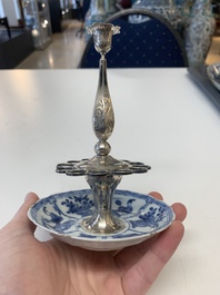 A collection of 24 Chinese blue, white and polychrome wares, 18th C.