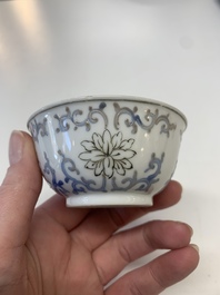 A collection of 24 Chinese blue, white and polychrome wares, 18th C.
