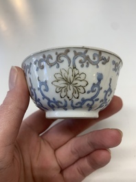 A collection of 24 Chinese blue, white and polychrome wares, 18th C.