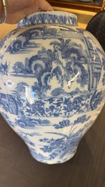 A large blue and white Delftware chinoiserie vase, Delft or Frankfurt, 17th C.