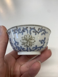 A collection of 24 Chinese blue, white and polychrome wares, 18th C.