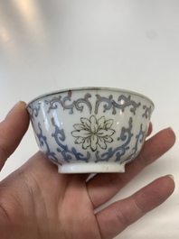 A collection of 24 Chinese blue, white and polychrome wares, 18th C.