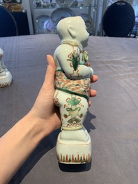 A pair of Chinese famille verte He He Er Xian models, 18/19th C.