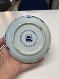 A collection of 29 Chinese blue, white, famille rose and Imari-style wares, 18th C. and later