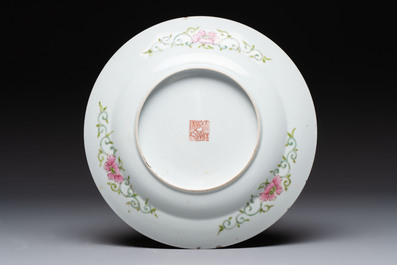 A varied collection of six Chinese blue, white, famille rose and iron-red wares, 19/20th C.