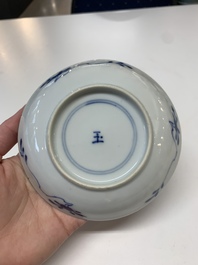 A collection of 29 Chinese blue, white, famille rose and Imari-style wares, 18th C. and later