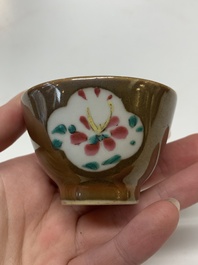 A collection of 29 Chinese blue, white, famille rose and Imari-style wares, 18th C. and later