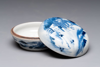A varied collection of six Chinese blue, white, famille rose and iron-red wares, 19/20th C.