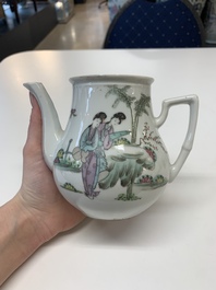 A collection of 29 Chinese blue, white, famille rose and Imari-style wares, 18th C. and later