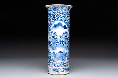 A varied collection of six Chinese blue, white, famille rose and iron-red wares, 19/20th C.