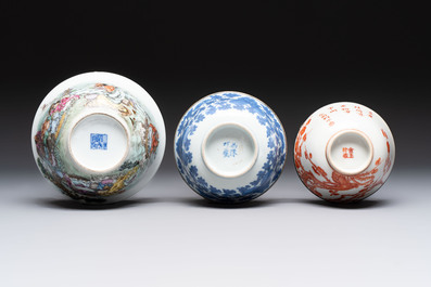 A varied collection of six Chinese blue, white, famille rose and iron-red wares, 19/20th C.