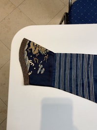A Chinese gold-thread-embroidered blue-ground silk 'dragon' robe, 18/19th C.