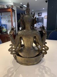 A large Nepalese bronze sculpture of Usnisavijaya, 20th C.