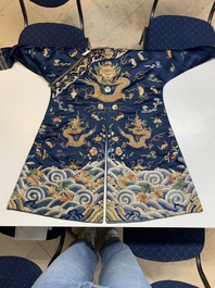 A Chinese gold-thread-embroidered blue-ground silk 'dragon' robe, 18/19th C.