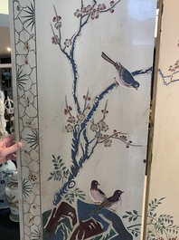 A Chinese polychrome lacquered wooden eight-panel folding screen with a pond scene, 19/20th C.