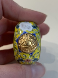 Two Chinese snuff bottles, four soapstone seals and a lacquer covered box, 20th C.