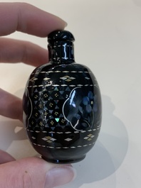 A collection of ten Chinese snuff bottles, 19/20th C.