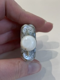 A collection of ten Chinese snuff bottles, 19/20th C.