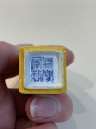 A collection of ten Chinese snuff bottles, various marks, 19/20th C.