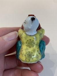 A collection of ten Chinese snuff bottles, various marks, 19/20th C.