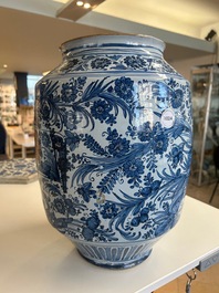 A large blue and white Italian maiolica albarello, Savona, 2nd half 17th C.