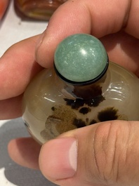 A collection of ten Chinese agate snuff bottles, 20th C.