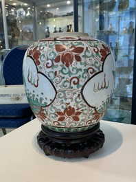 13 Chinese blue, white, famille rose, verte and qianjiang cai wares, 19/20th C.