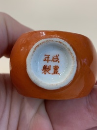 A collection of ten Chinese snuff bottles, various marks, 19/20th C.