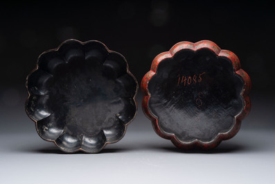 A Chinese gilt-lacquered &lsquo;dragon and phoenix&rsquo; box and cover, 20th C.