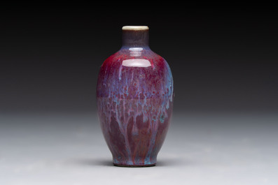 A Chinese flamb&eacute;-glazed snuff bottle, 18/19th C.