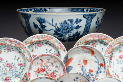 A collection of 37 Chinese blue, white, famille rose and verte wares, Kangxi/Qianlong
