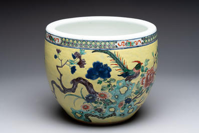 A Chinese famille rose yellow-ground 'pheasant and peony' scroll pot, 19th C.
