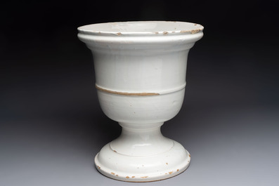 A large white Dutch Delft garden vase, late 17th/early 18th C.