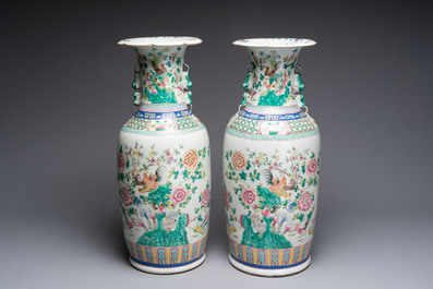 A pair of Chinese famille rose 'rooster' vases, 19/20th C.