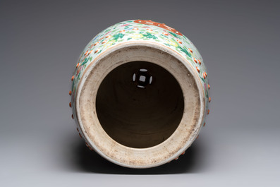 A Chinese famille rose celadon-ground garden seat, 19th C.