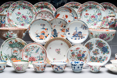 A collection of 37 Chinese blue, white, famille rose and verte wares, Kangxi/Qianlong